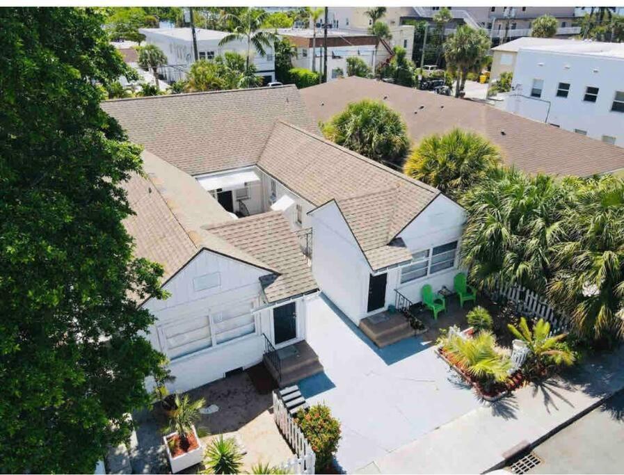 Steps To Beach & Downtown! Cozy Beach Bungalow #1 Lake Worth Beach Bagian luar foto