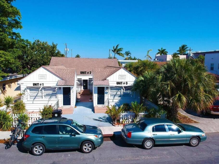 Steps To Beach & Downtown! Cozy Beach Bungalow #1 Lake Worth Beach Bagian luar foto